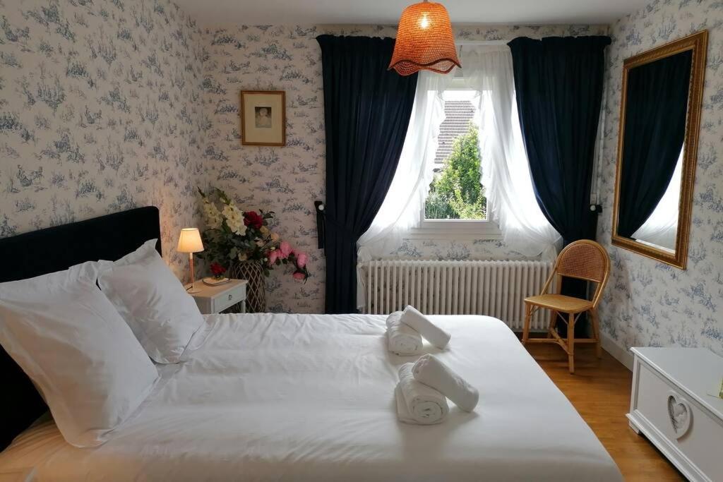 La Roseliere Maison Plain Pied Confortable Belle Decoration Jardin Magnifique 10 Mn A Pied Centre Ville Bayeux Proche Plages Du Debarquement Екстериор снимка