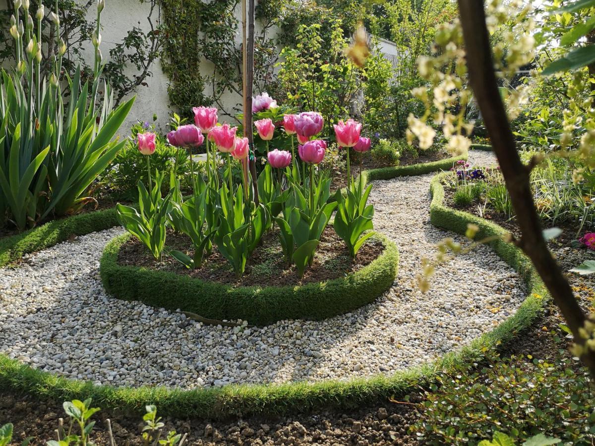 La Roseliere Maison Plain Pied Confortable Belle Decoration Jardin Magnifique 10 Mn A Pied Centre Ville Bayeux Proche Plages Du Debarquement Екстериор снимка